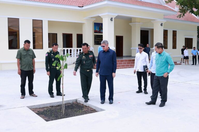 ឯកឧត្តម គួច ចំរើន ចុះពិនិត្យវឌ្ឍនភាពសាងសង់អគារទីស្នាក់ការ សមាគមអតីតយុទ្ធជន និងនិវត្តជនកម្ពុជាខេត្តកណ្តាល